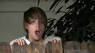 Twinks downward at it